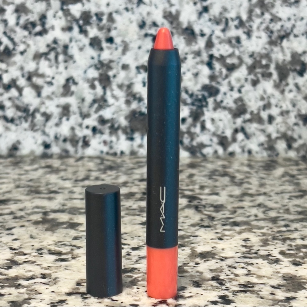 MAC Cosmetics Velvetease Lip Pencil- Temper Tantrum